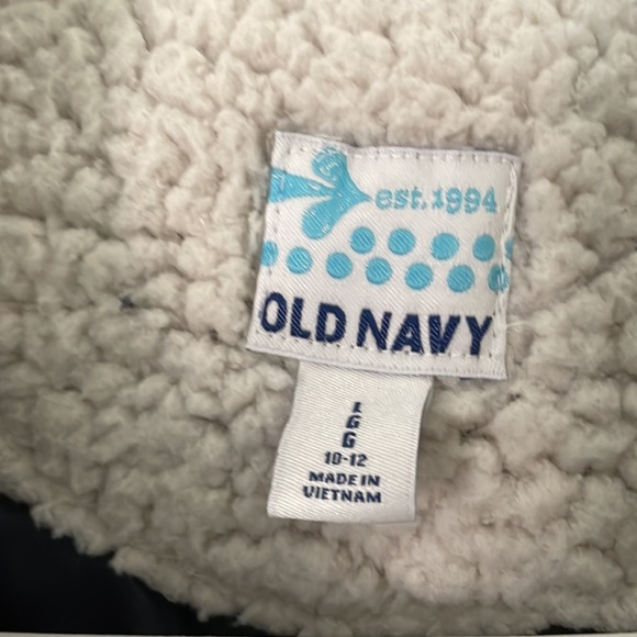Old Navy Girl’s fleece coat - Picture 3 of 3